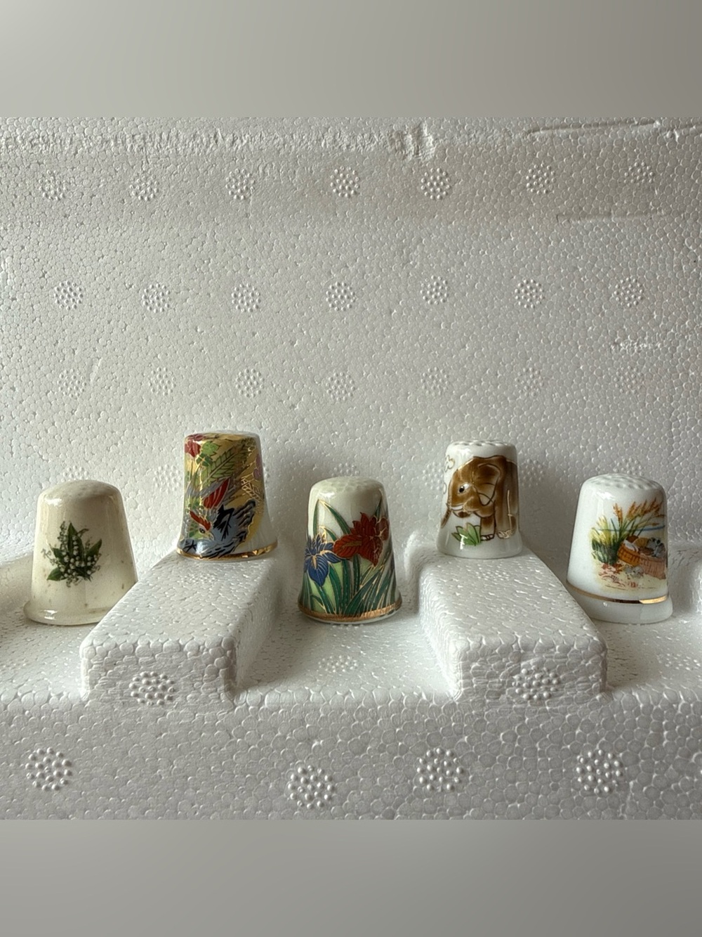 5 porcelain Decorative Thimble Set - Floral & Animal Designs in White vintage